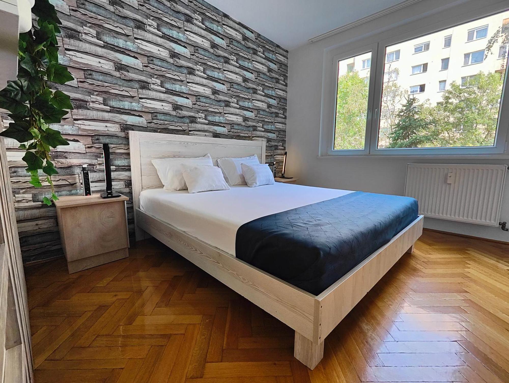 Comfort 14 -- Stylish City Apartment Netflix, Wi-Fi & Parking Mişcolţ Exterior foto